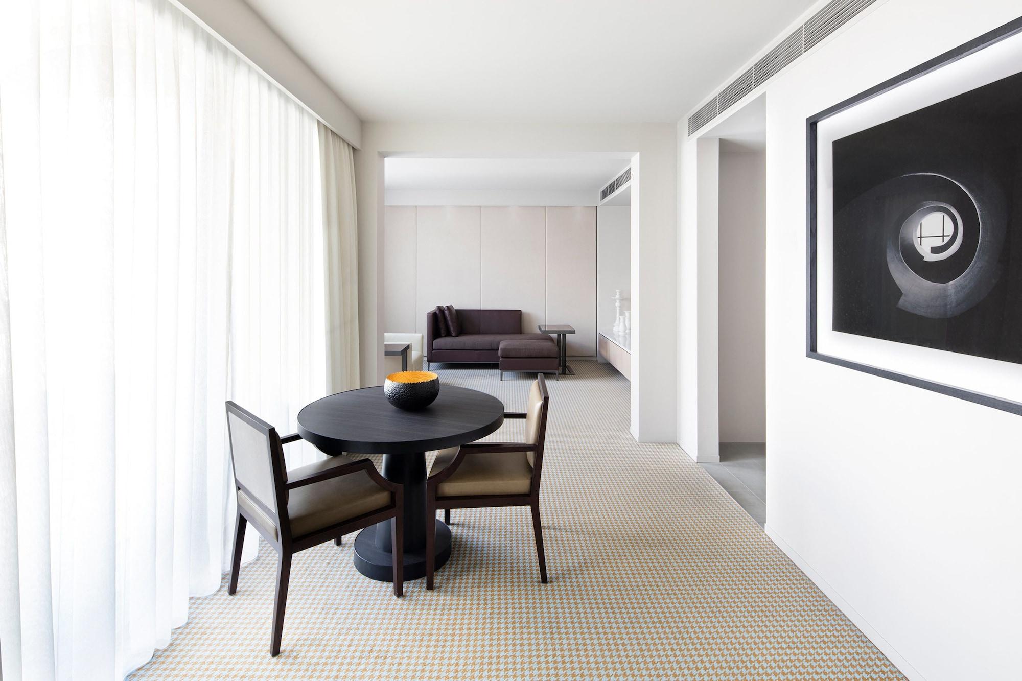 Hotel Realm Канберра Екстер'єр фото A suite at The Standard East Village